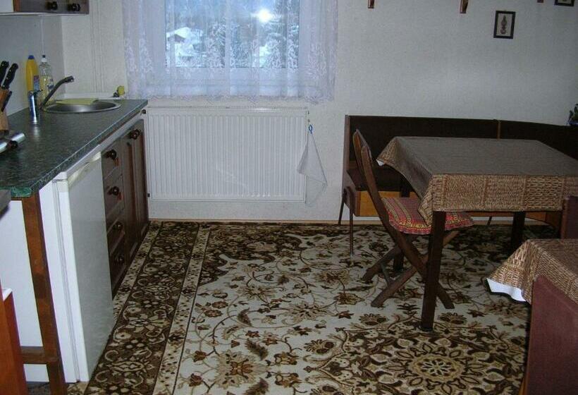 חדר סטנדרט לשלושה, Penzion Ivana