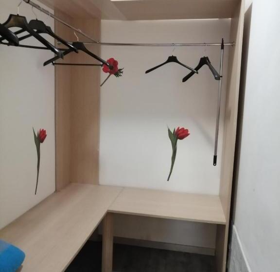 استودیوی لوکس, Residenza Le Dimore