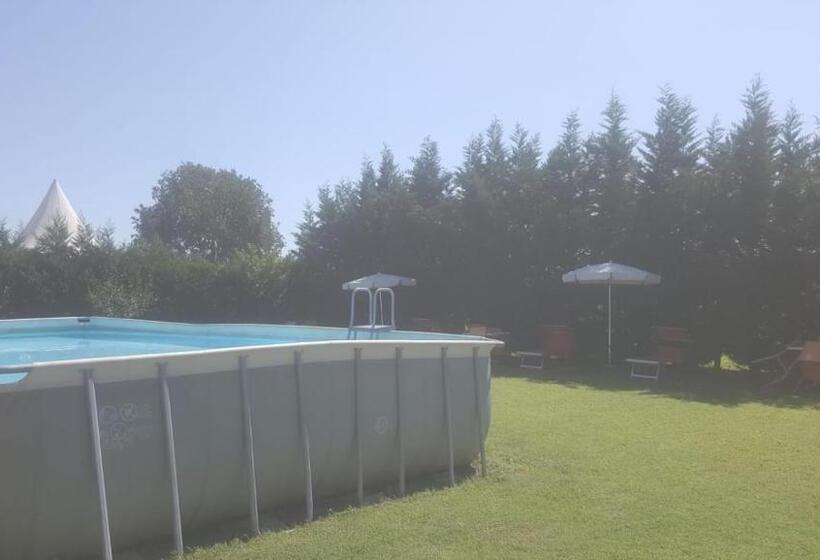 استودیو خانوادگی, Residenza Le Dimore