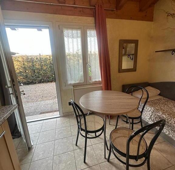 استودیو استاندارد با چشم‌انداز باغ, Residenza Le Dimore