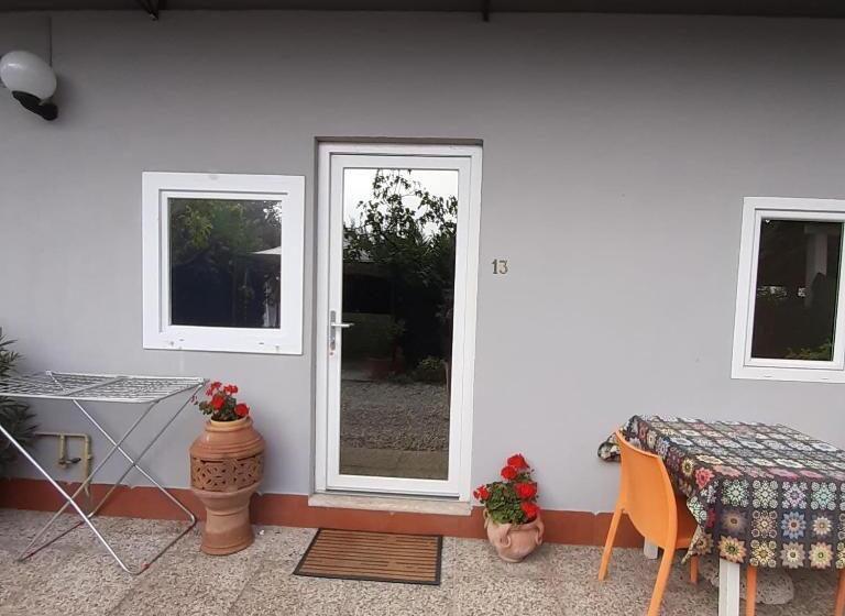 اتاق اکونومی, Residenza Le Dimore