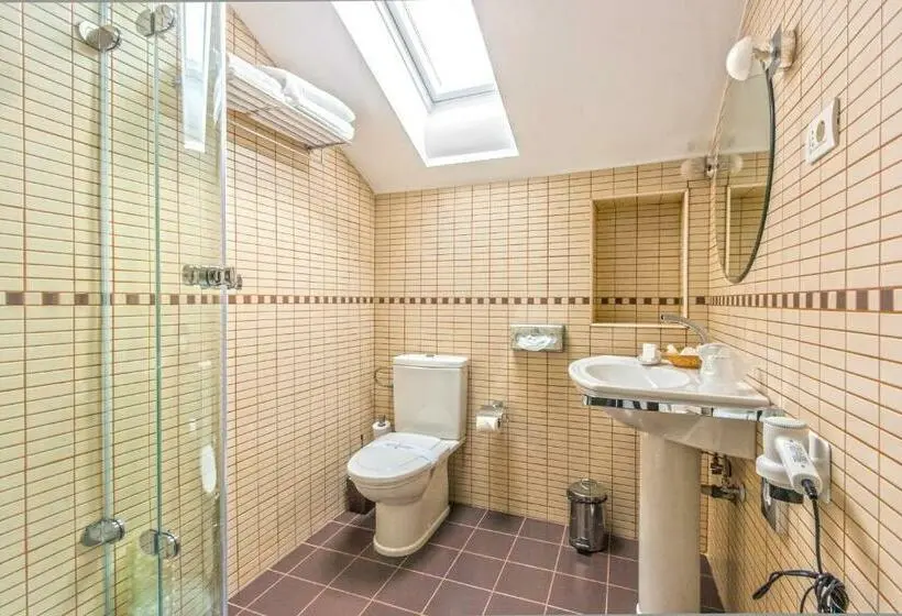 اتاق استاندارد, Vila Leonida   Resort Leonida