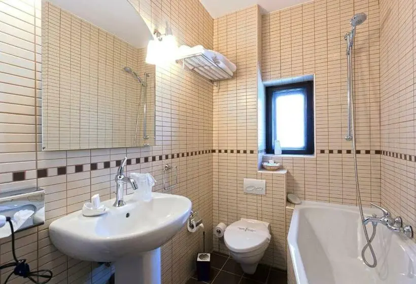 اتاق استاندارد, Vila Leonida   Resort Leonida