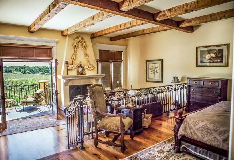 キングサイズベッドのデラックススイート, Calipaso Winery