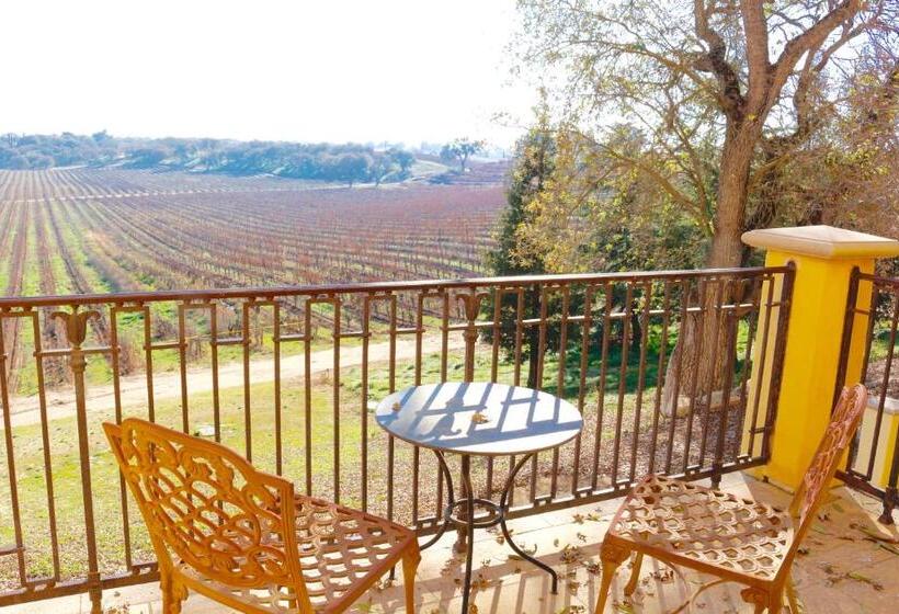 디럭스 스위트 킹 침대, Calipaso Winery