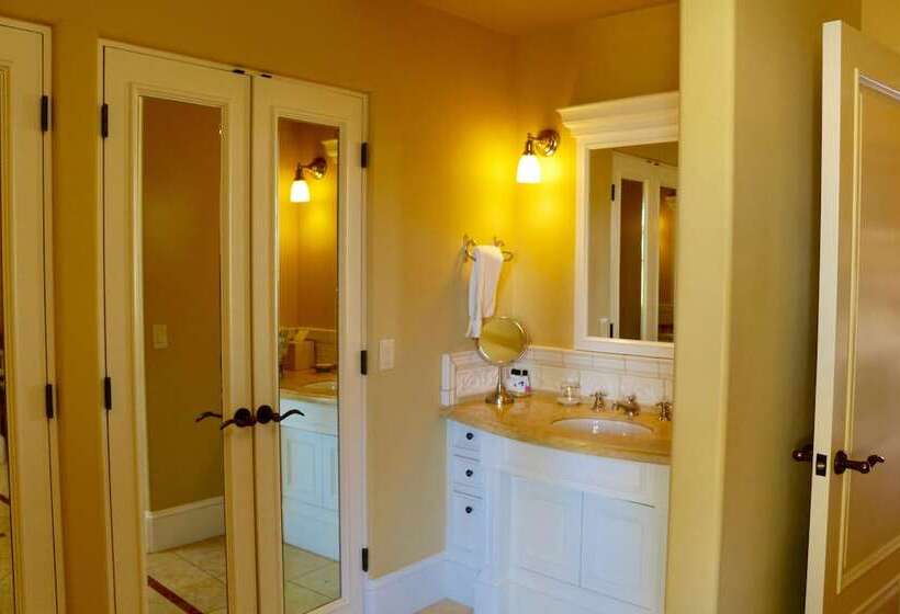 2ベッドルームハウス, Calipaso Winery