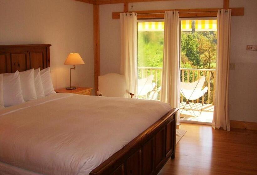 标准间, Fire Mountain Resort