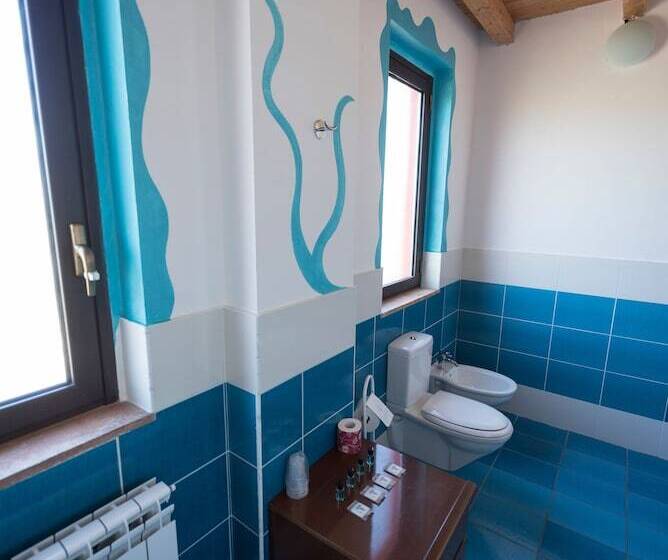 スタンダードトリプルルーム, La Casa Rossa Country House