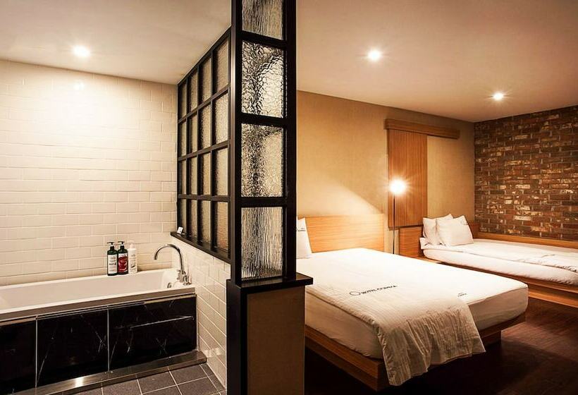 اتاق استاندارد, Comma Hotel Seomyeon