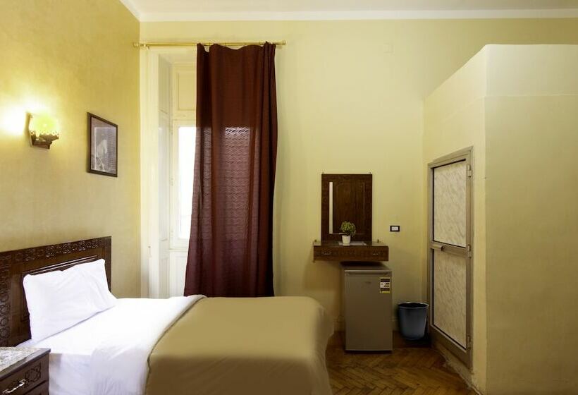 اتاق استاندارد یک نفره, Minerva Grand Hostel Cairo