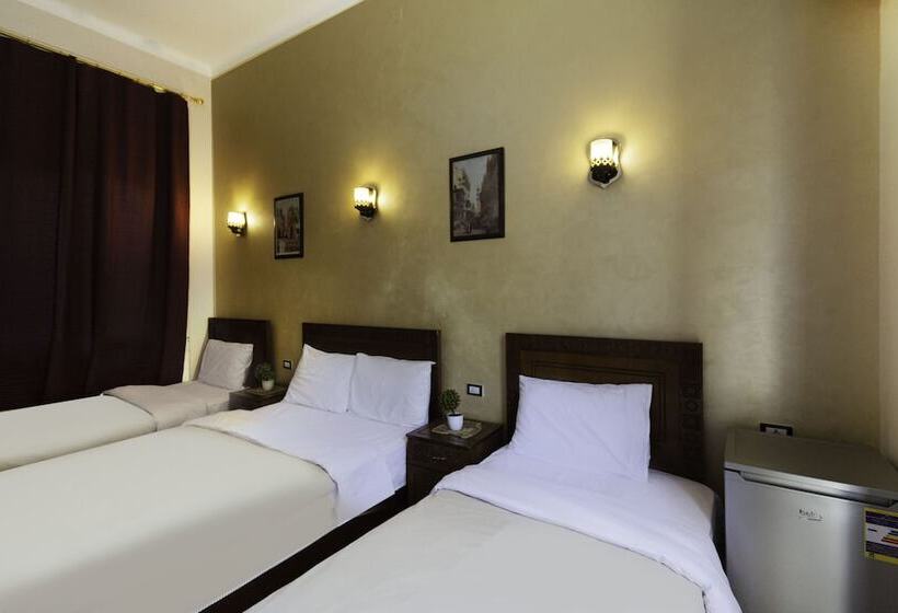 اتاق استاندارد سه نفره, Minerva Grand Hostel Cairo