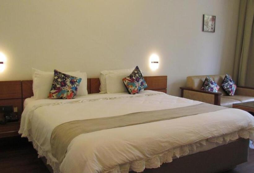 חדר סטנדרט עם מרפסת, Mountain Retreat Kodai