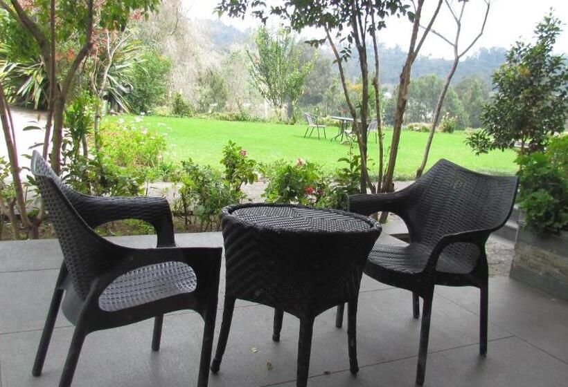 Стандартный Номер Кровать Кинг, Mountain Retreat Kodai