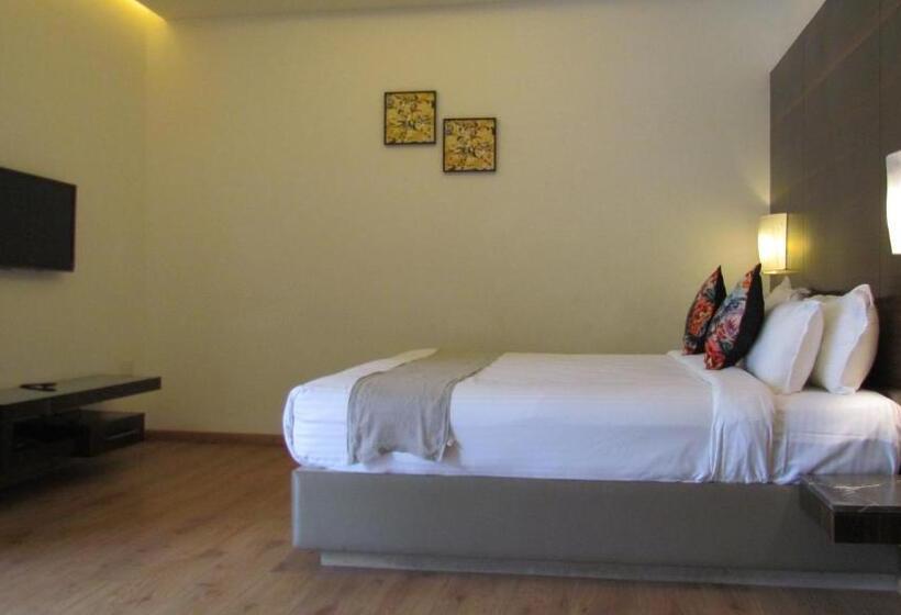 חדר סטנדרט עם מיטת קינג, Mountain Retreat Kodai