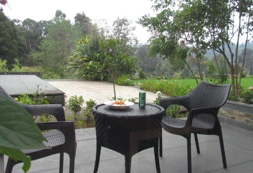Номер Стандарт Вид на Сад, Mountain Retreat Kodai