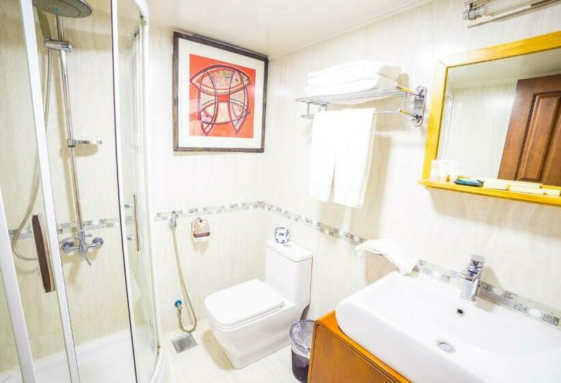 سوییت اجرایی, Nascent Gardenia Suites