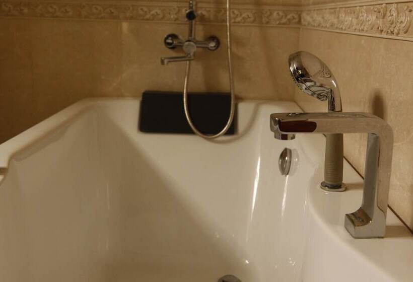 سوئیت پریمیوم, Nascent Gardenia Suites