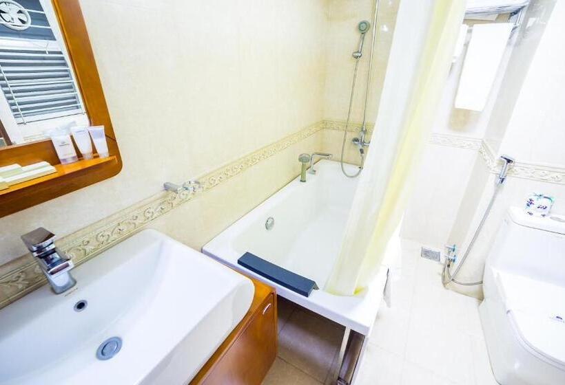 سوئیت پرزیدنت, Nascent Gardenia Suites