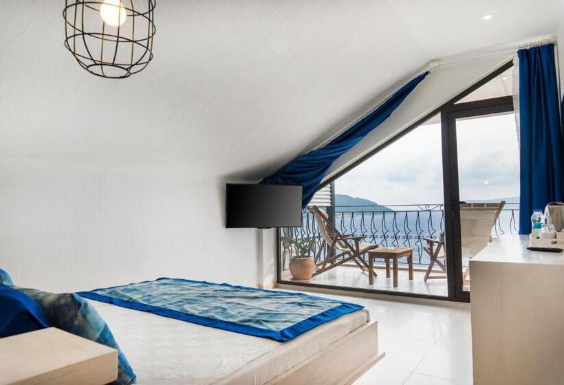 스탠다드 발코니 룸 바다 전망, Nur Beach