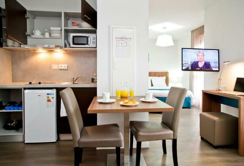 Люкс Комфорт, Odalys City Tours Le Jardin Des Lettres