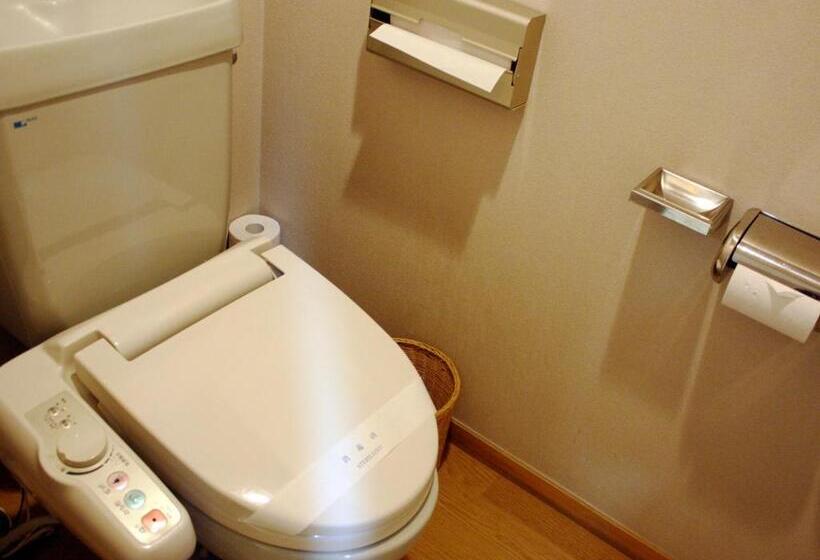 חדר סטנדרט, Ravie Kawaryo