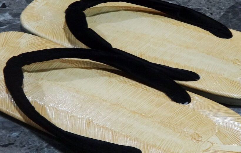 חדר סטנדרט, Ravie Kawaryo