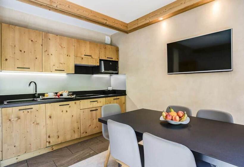 סוויטה משפחתית, Saint Charles Val Cenis