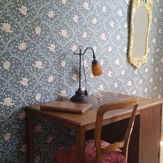 חדר משפחתי, Villa Gransholm