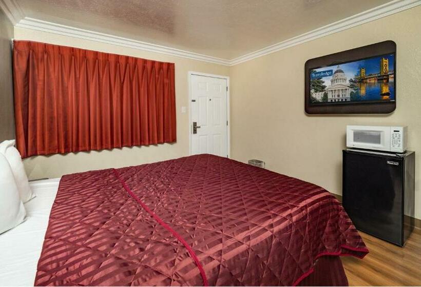 Номер Стандарт, Travelodge By Wyndham Sacramento Convention Center