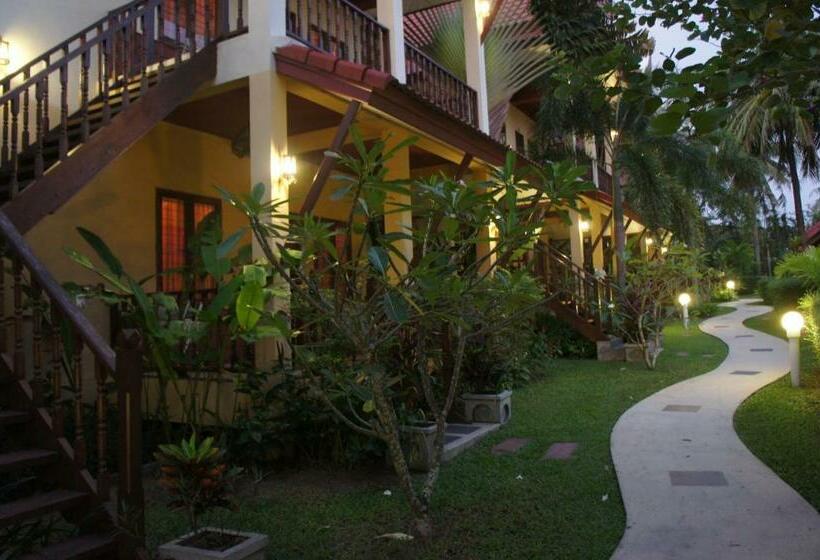 منزل غرفة نوم واحدة, Palm Village