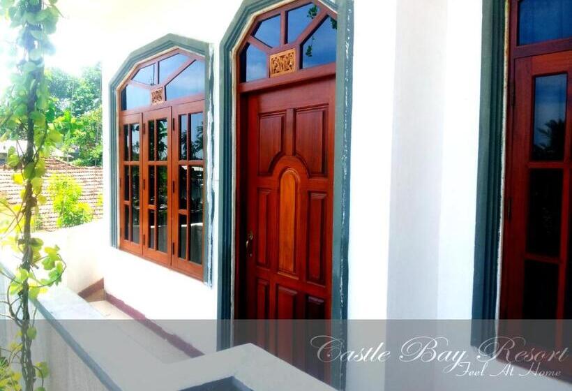 Номер Deluxe, Castle Bay Resort