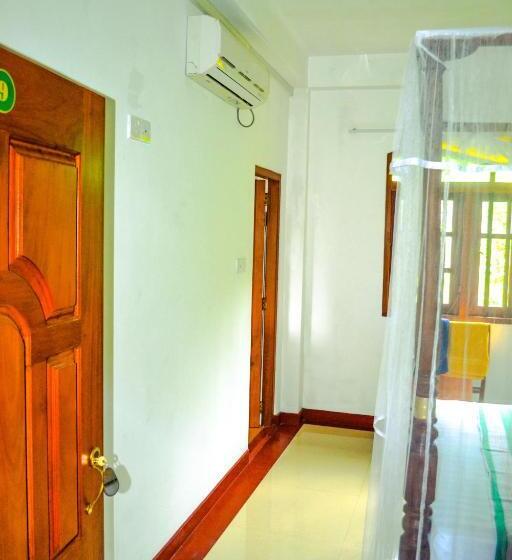 Chambre Deluxe, Castle Bay Resort