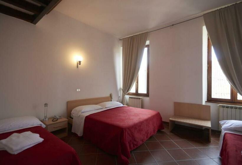 四人标准间, Residenza Accademia