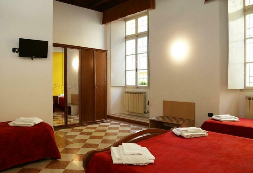 四人标准间, Residenza Accademia