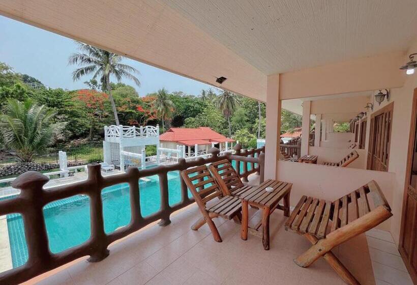 高级海景房, Paradise Bungalows