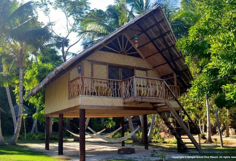 Quarto Estandar Vista Mar, Sangat Island Dive Resort