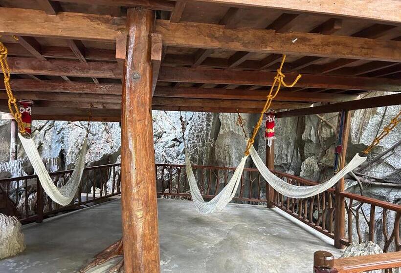 1 Schlafzimmer Villa, Sangat Island Dive Resort