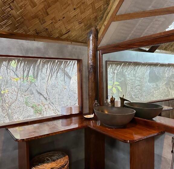 1 Schlafzimmer Villa, Sangat Island Dive Resort