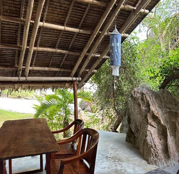 1 Schlafzimmer Villa, Sangat Island Dive Resort