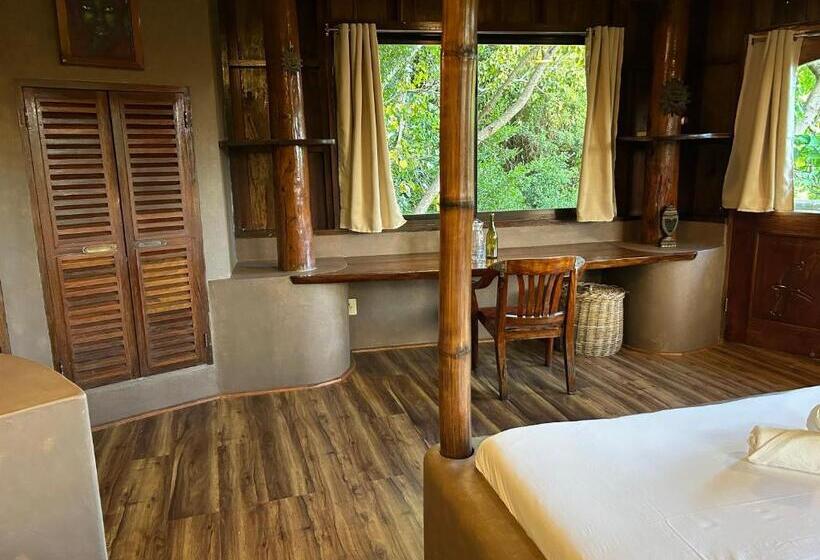 Quarto Deluxe, Sangat Island Dive Resort
