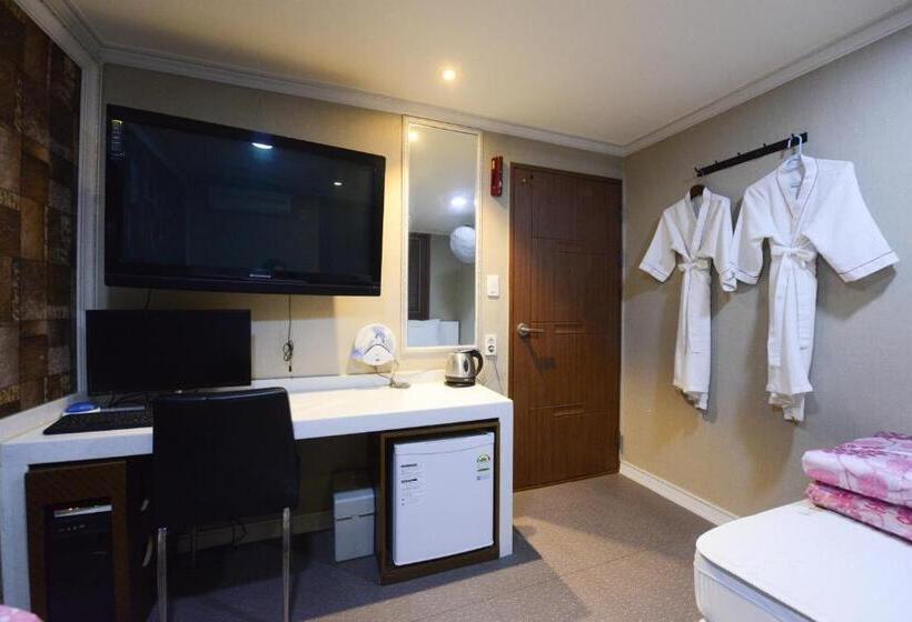 اتاق استاندارد, Top Motel Busan