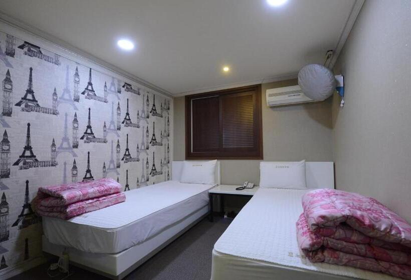 اتاق استاندارد, Top Motel Busan