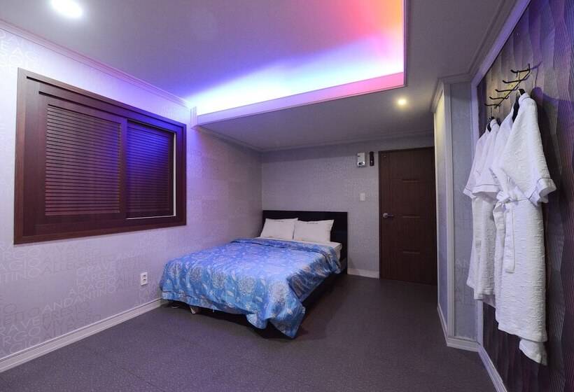 اتاق لوکس, Top Motel Busan