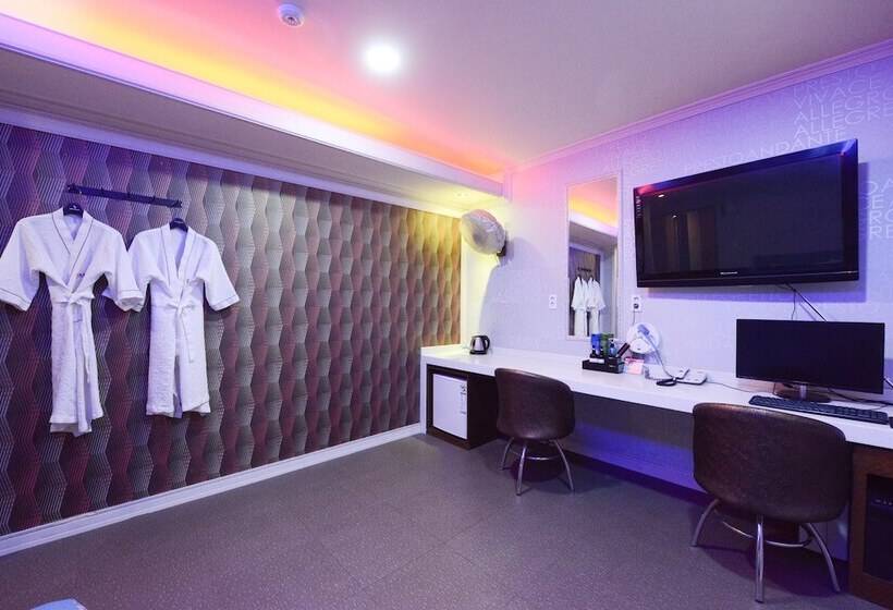 اتاق لوکس, Top Motel Busan