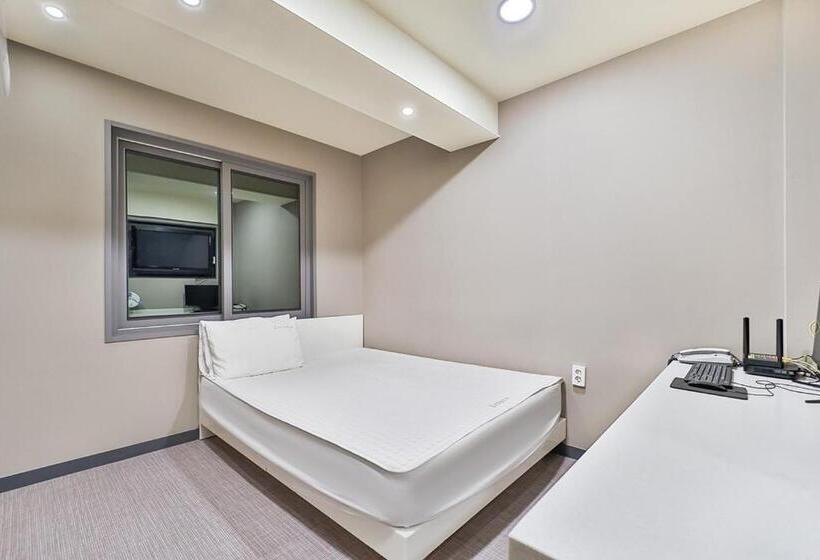 Номер Стандарт, Top Motel Busan