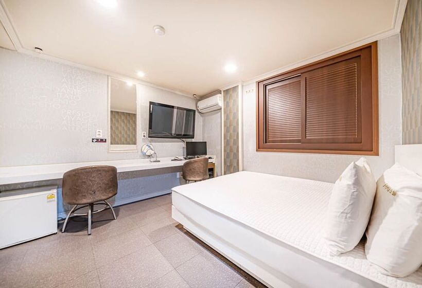 اتاق استاندارد, Top Motel Busan