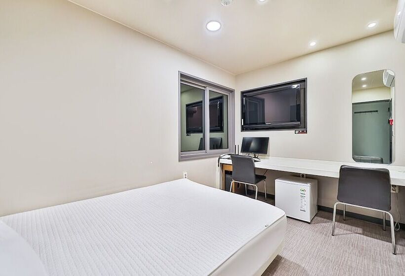 Номер Стандарт, Top Motel Busan