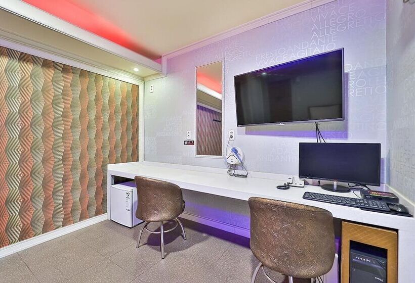 اتاق لوکس, Top Motel Busan