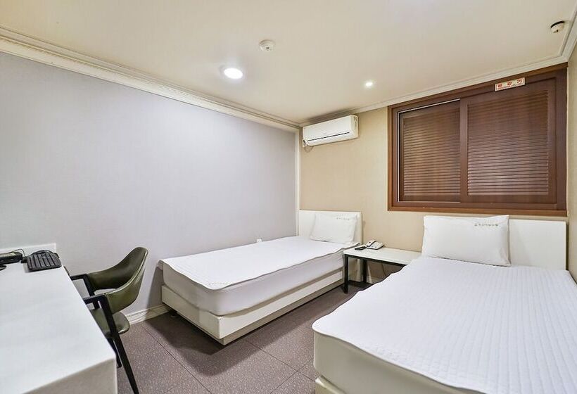 اتاق استاندارد, Top Motel Busan