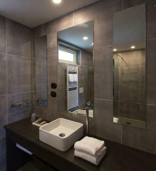 Suite with lake view, Al Campanile   Luxury Suites & Apartments